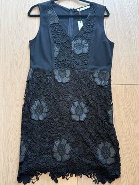 Solitaire Black Floral Lace Dress Textured Embroidered Overlay Elegant Cocktail
